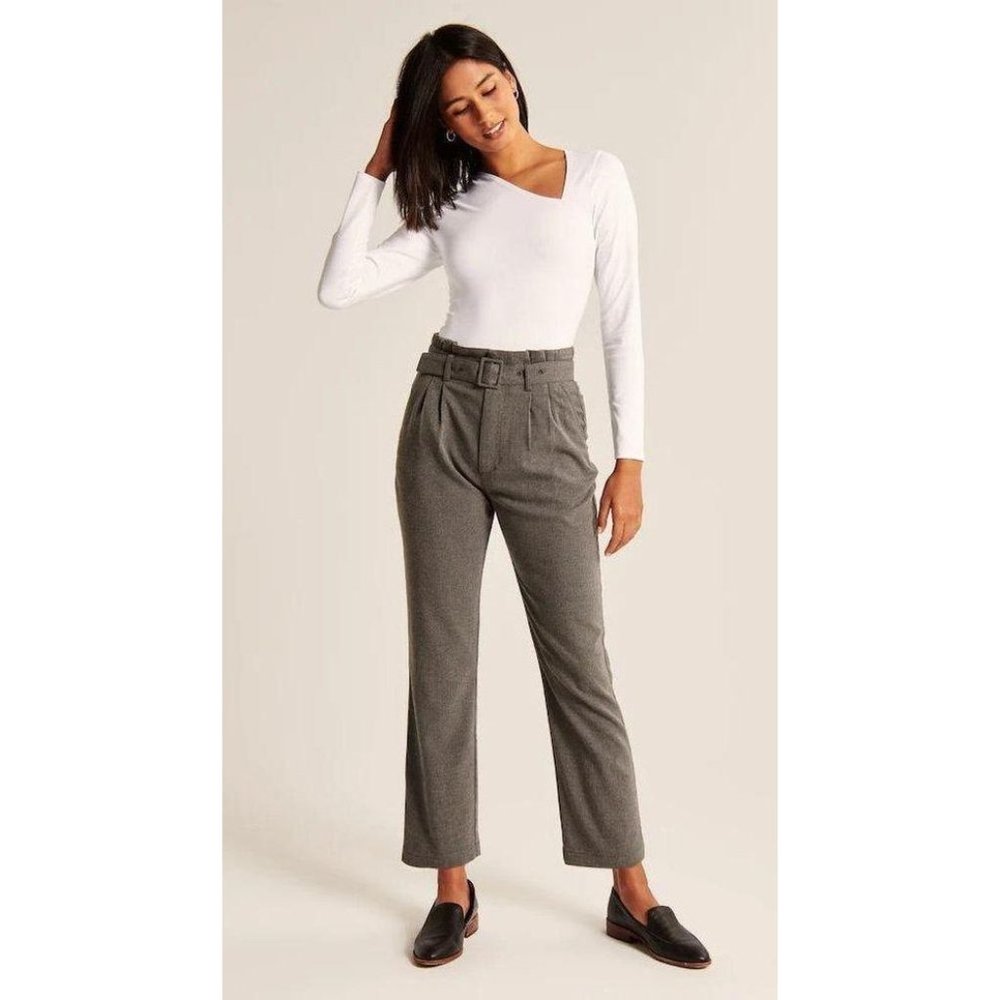 Abercrombie & Fitch Asymmetrical Long Sleeve Bodysuit White Minimalist Basic L